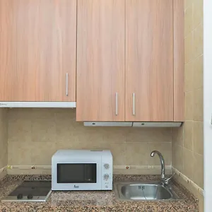 centrico-apartamento-en-calle-carreteria-malaga.es-andalucia.com/